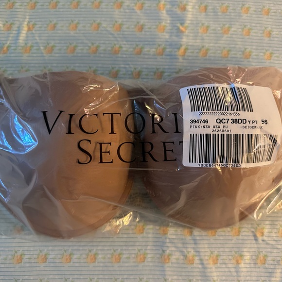 NWT Victorias Secret Pink Wear Everywhere Super Push Up Bra 38DD - Picture 3 of 6